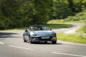 Mazda MX-5 R-Sport 2020 года  (UK)
